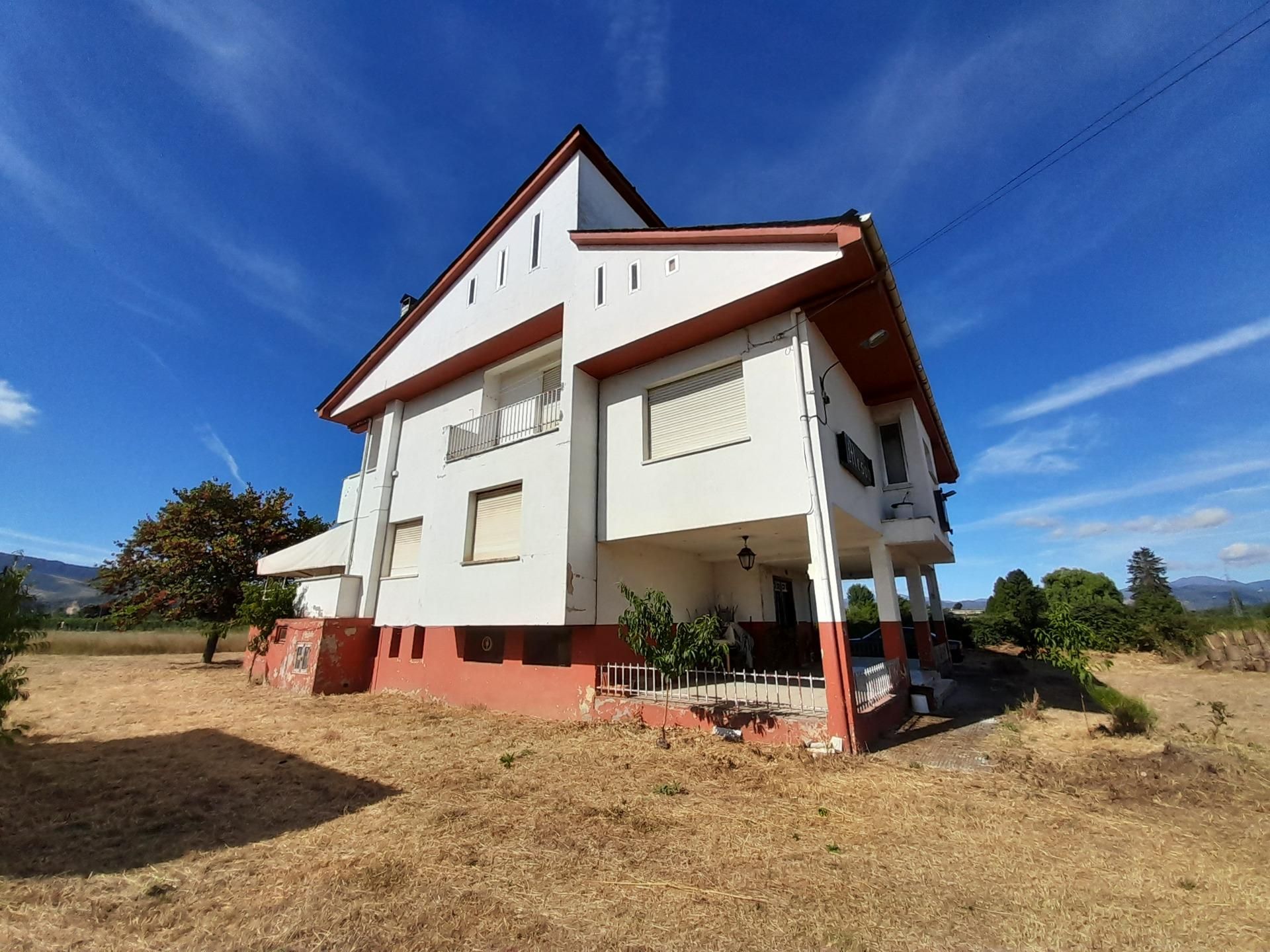 Vista exterior de Finca rústica en venta en Ponferrada con Calefacción
