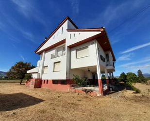 Vista exterior de Finca rústica en venda en Ponferrada amb Calefacció