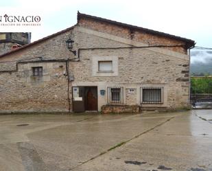 Vista exterior de Casa o xalet en venda en Merindad de Valdivielso amb Calefacció