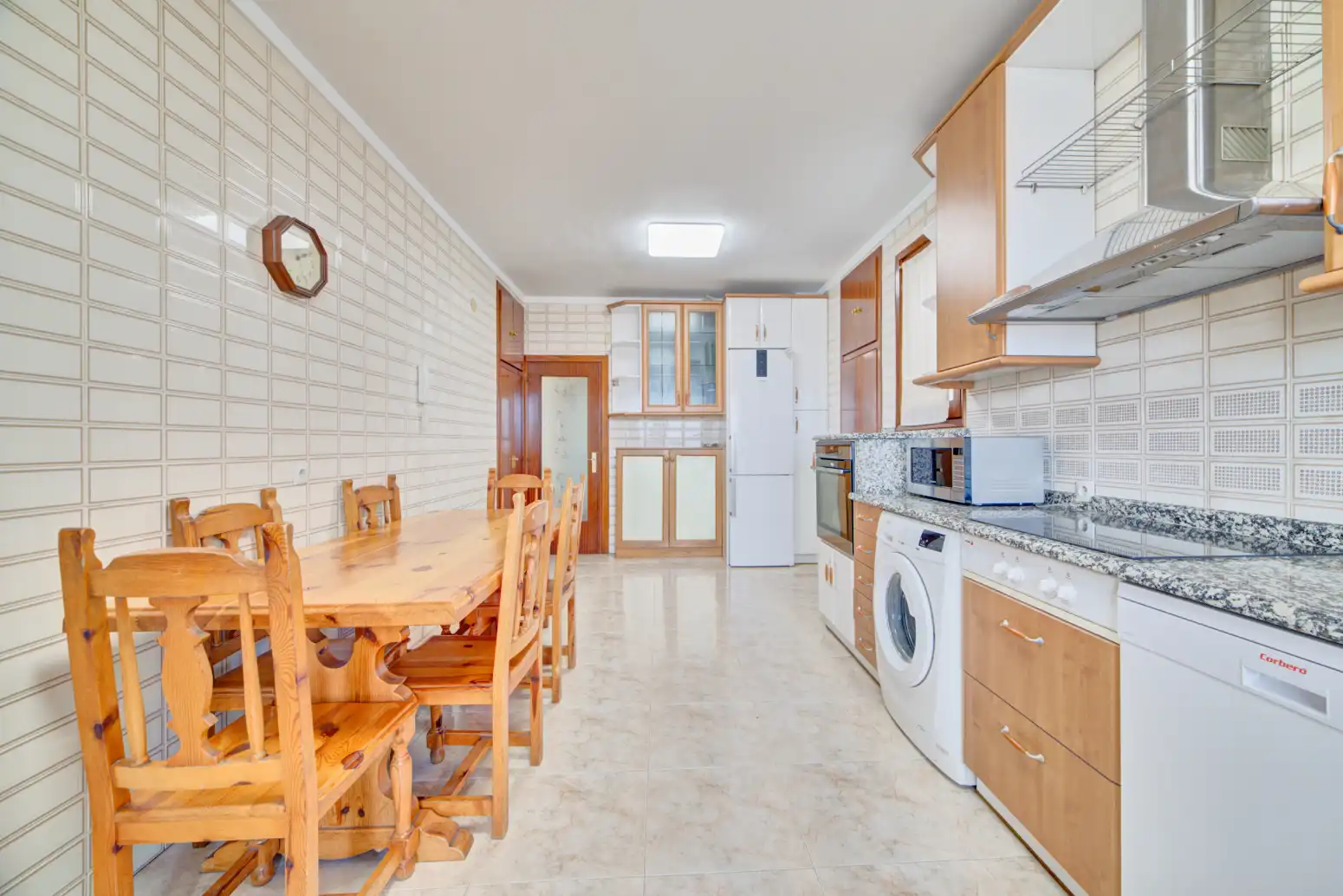 Cocina de Piso en venta en  Pamplona / Iruña con Calefacción, Parquet y Trastero