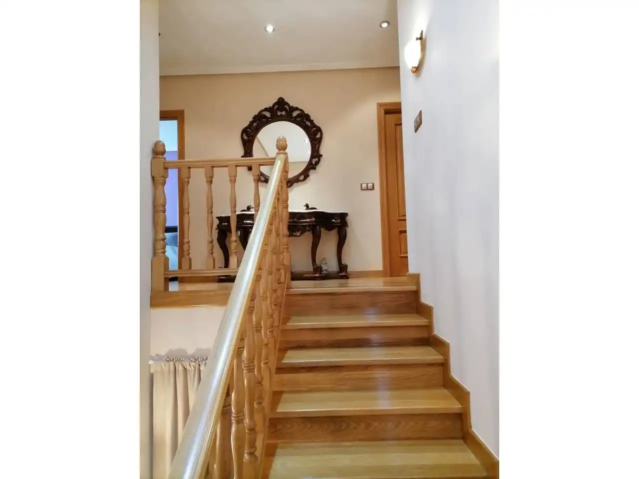 Detached homes for sale in Ciudad Rodrigo  with Parquet flooring, Terrace and Furnished