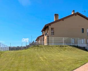 Vista exterior de Planta baixa en venda en Sojuela amb Calefacció, Jardí privat i Terrassa