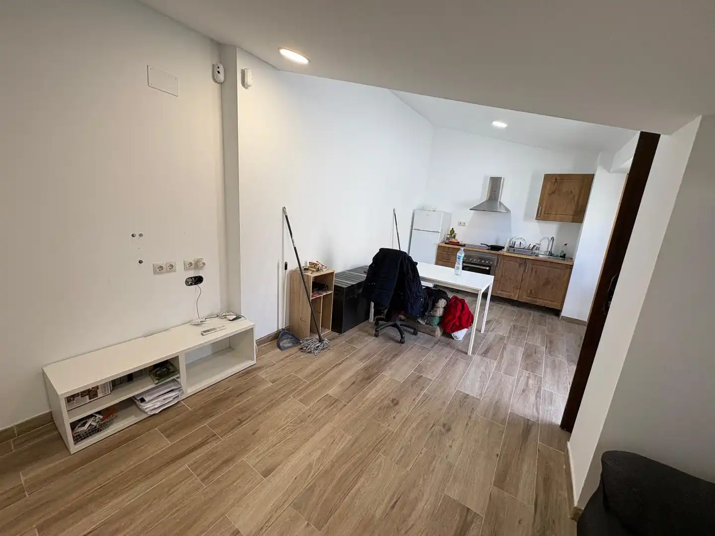 Einfamilien-Reihenhaus zum Verkauf in Alpicat mit Klimaanlage, Heizung und Privatgarten