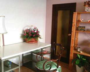 Apartament de lloguer en  Zaragoza Capital amb Calefacció, Parquet i Moblat
