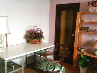 Apartament de lloguer en  Zaragoza Capital amb Calefacció, Parquet i Moblat