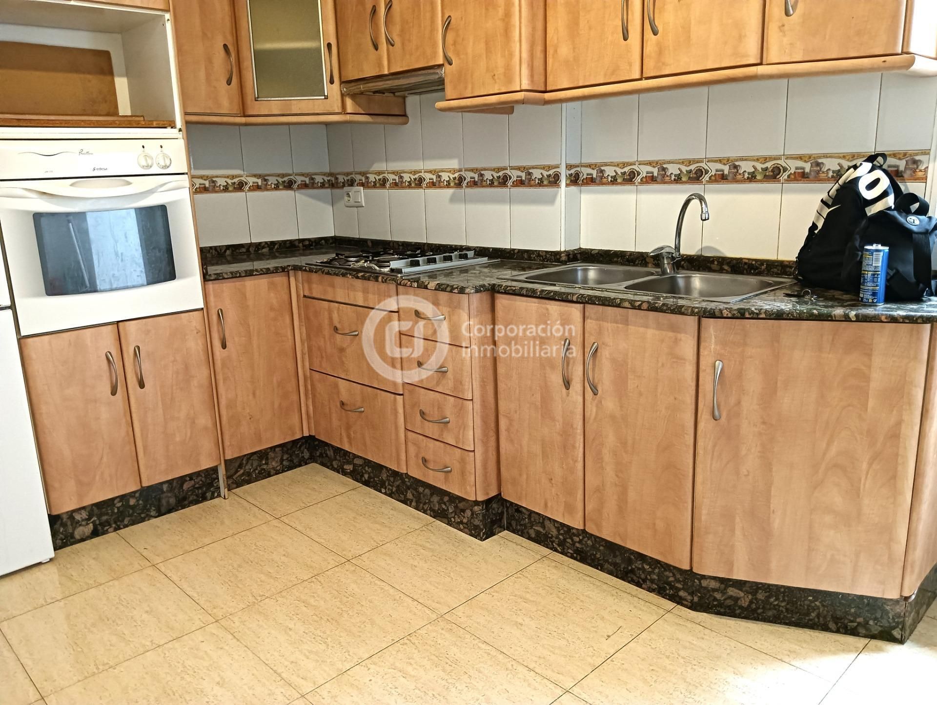 Cuina de Apartament en venda en Lorca amb Balcó