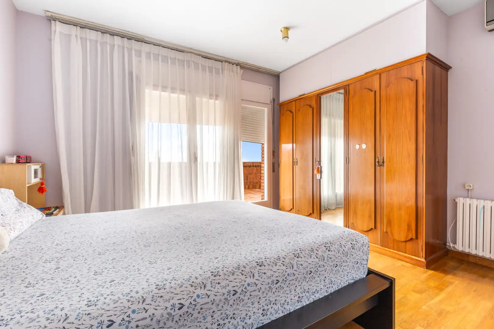 Habitación de Casa o chalet en venta en Sant Just Desvern con Aire acondicionado, Calefacción y Terraza