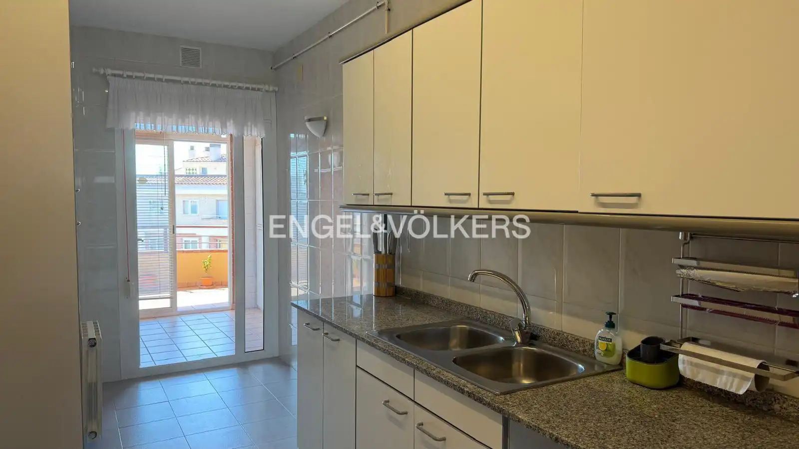Flat with terrace for sale in Carrer Mare de Déu de Montserrat, imagen 6