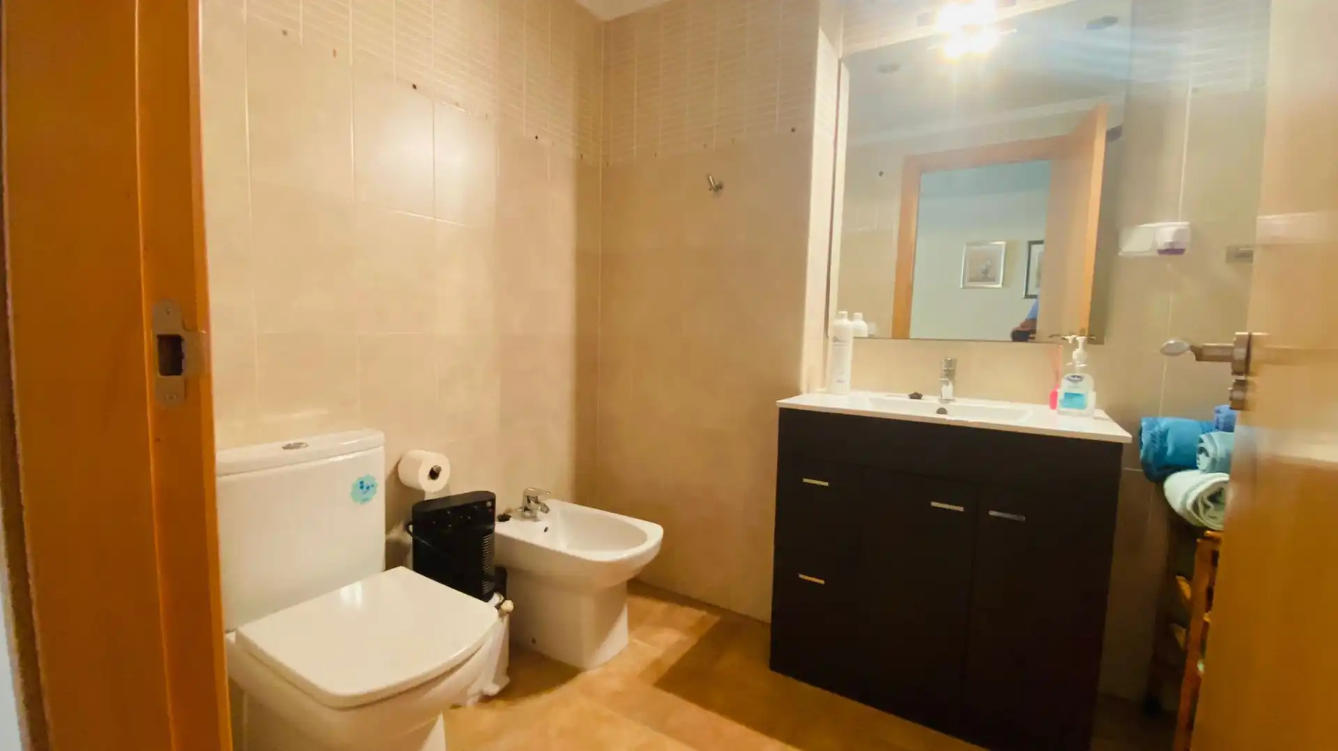 Bany de Casa o xalet en venda en Arañuel amb Terrassa, Traster i Balcó