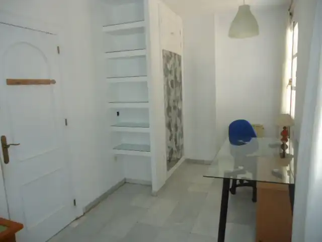 Dúplex de alquiler en Granada con Calefacción, Terraza y Amueblado