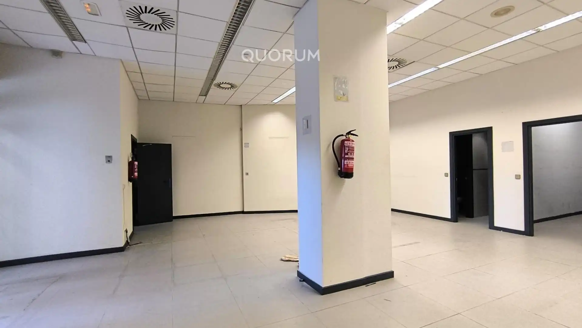 Local comercial en venda a Uribarri, imagen 6