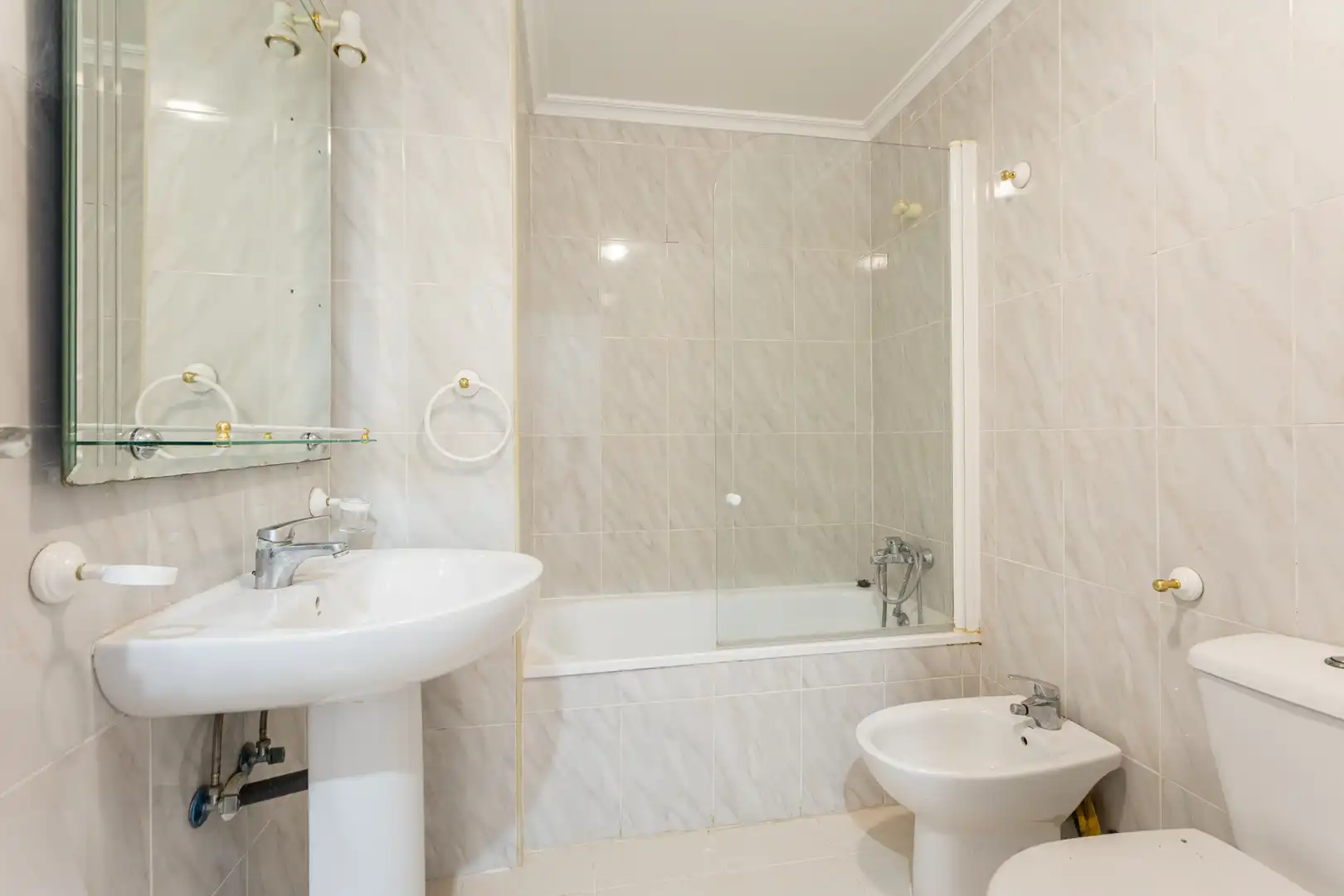 Baño de Piso en venta en Alboraya con Parquet, Terraza y Piscina comunitaria