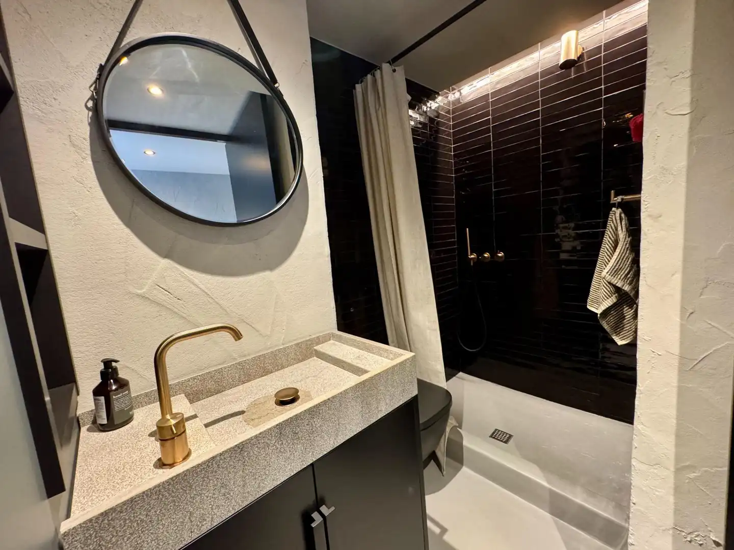 Bathroom of Flat for sale in  Palma de Mallorca  with Air Conditioner, Heating and Terrace
