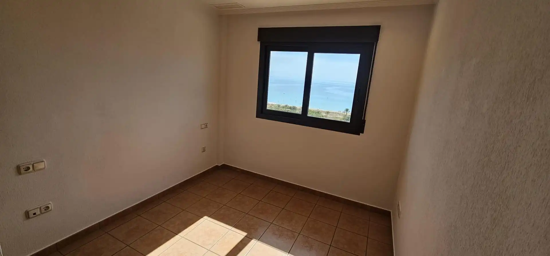 Bungalow con piscina en venta en Los Arenales del Sol, imagen 8