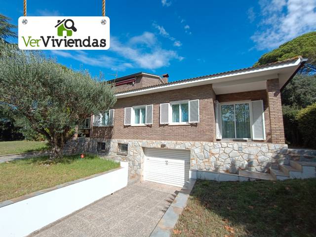 Casa-chalet en Venta en Begues