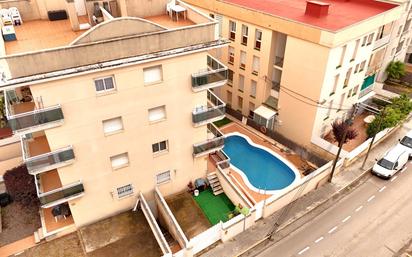 Piscina de Pis en venda en El Vendrell amb Aire condicionat, Calefacció i Jardí privat