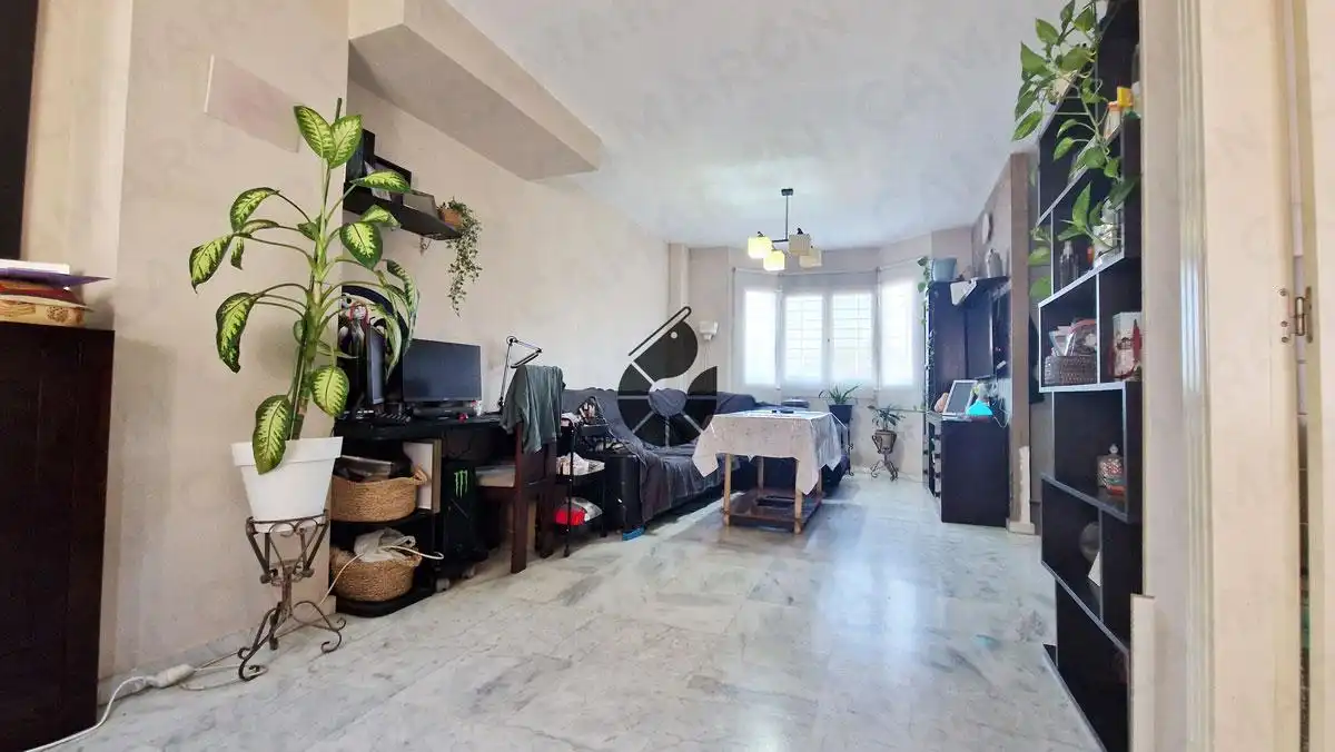 Sala d'estar de Casa adosada en venda en Coria del Río amb Traster i Piscina comunitària