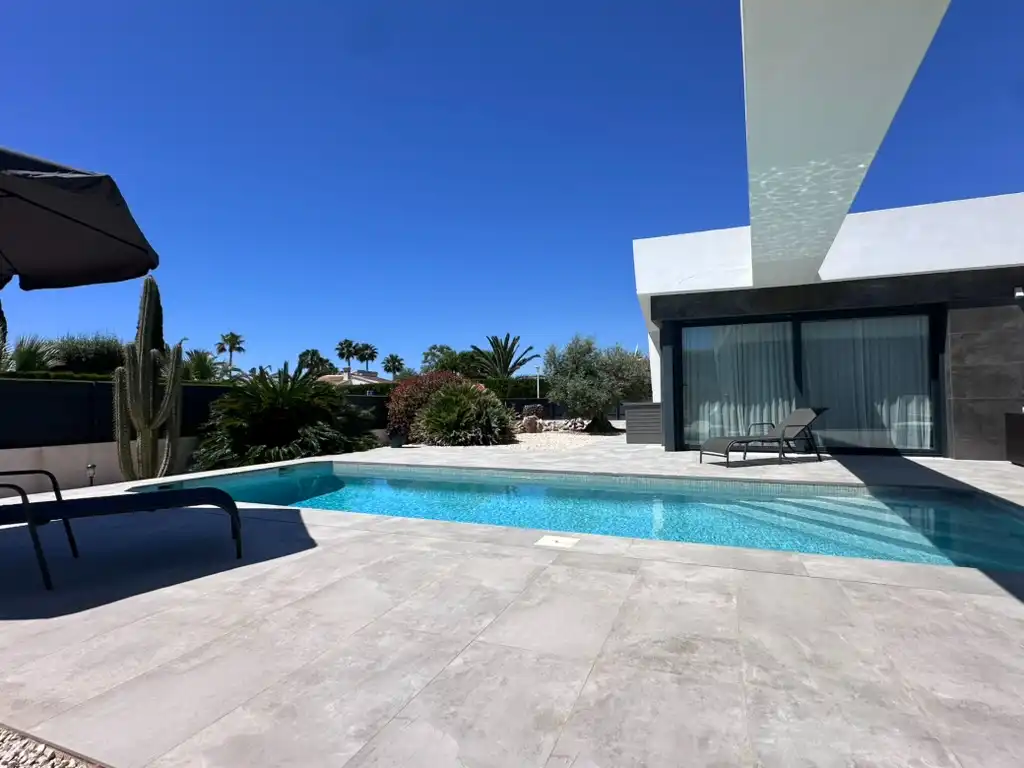 Casa amb piscina en venda a Carrer de la Cuereta, imagen 11