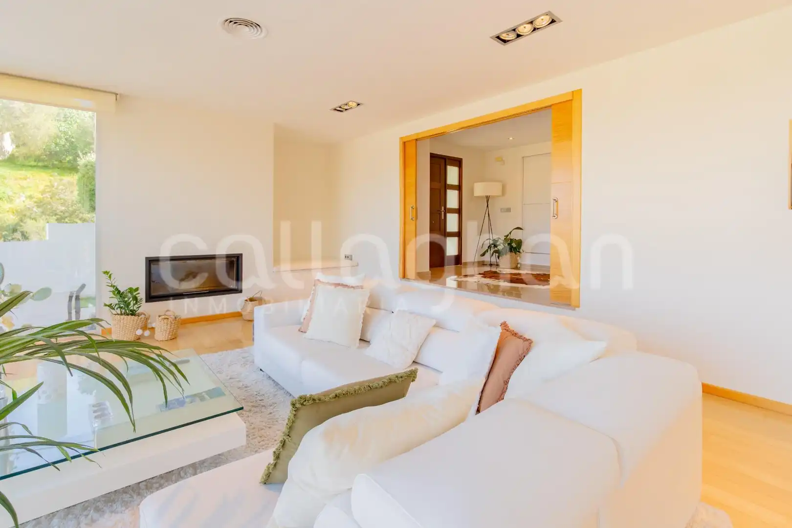 Sala de estar de Casa o chalet en venta en Chiva con Aire acondicionado, Calefacción y Jardín privado