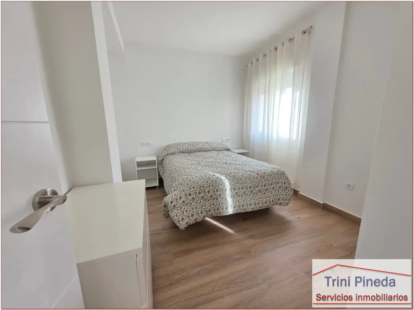 Bedroom of Flat for rent in Sevilla  with Furnished, Oven and Washing machine