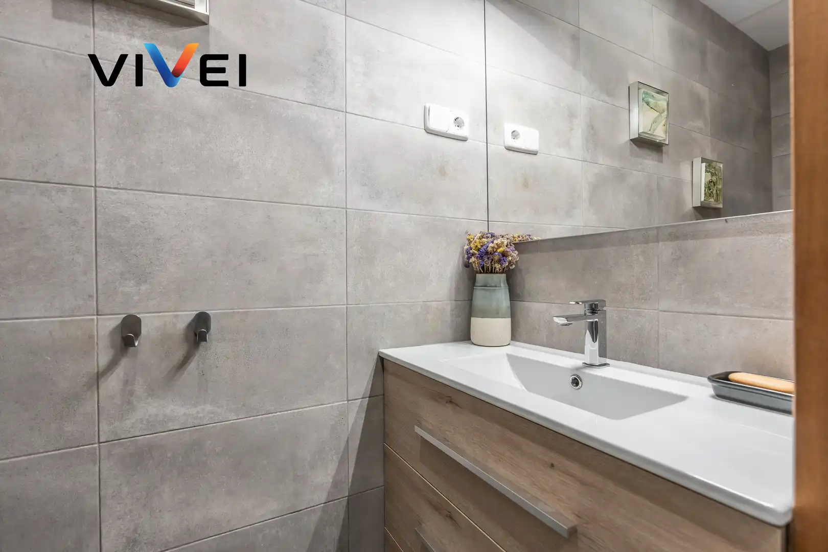 Bathroom of Flat for sale in Madrid  with Balcony