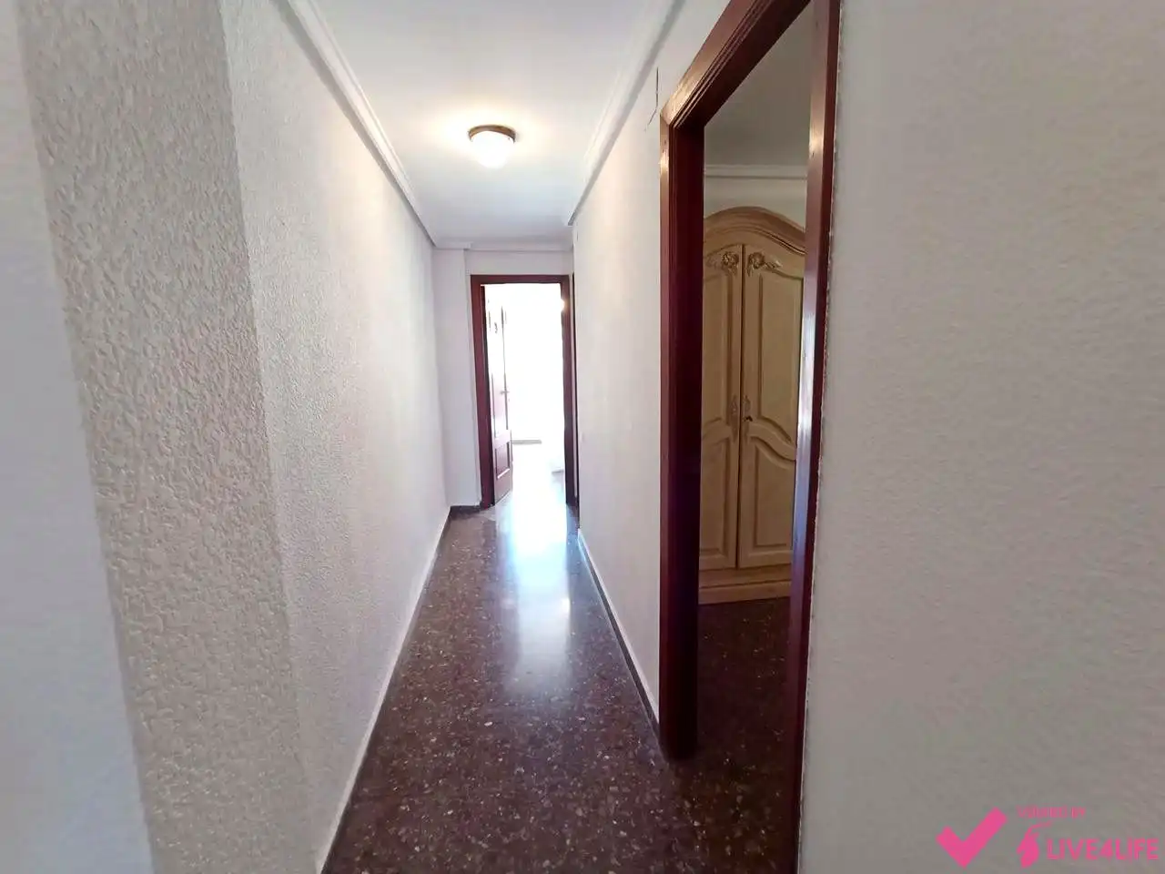 Piso de alquiler en Valencia con Aire acondicionado, Terraza y Amueblado