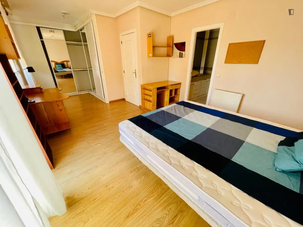 Zimmer in Villanueva de la Cañada ciudad
