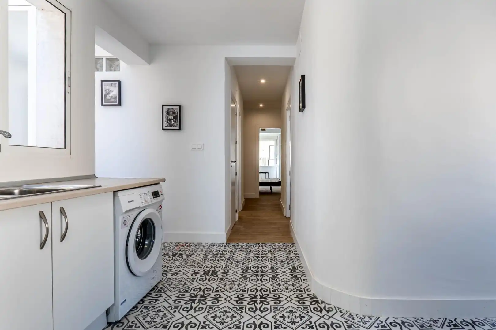 Flat for share in Granada  with Balcony