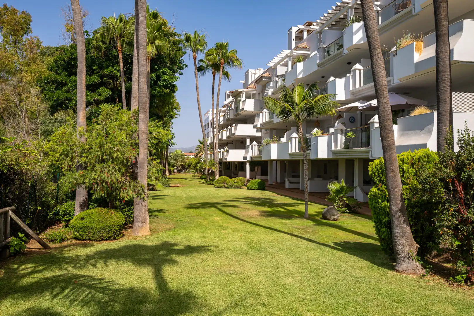 Penthouse with terrace for sale in Estepona Pueblo, imagen 30