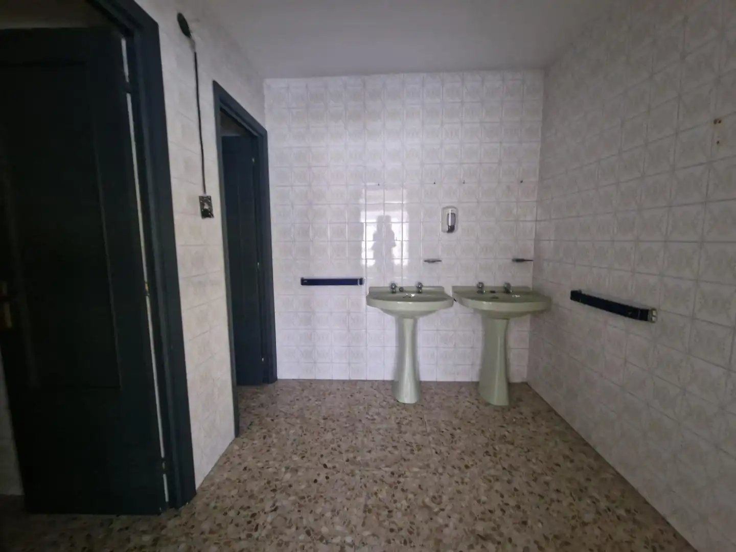 Bathroom of Industrial buildings for sale in Outeiro de Rei
