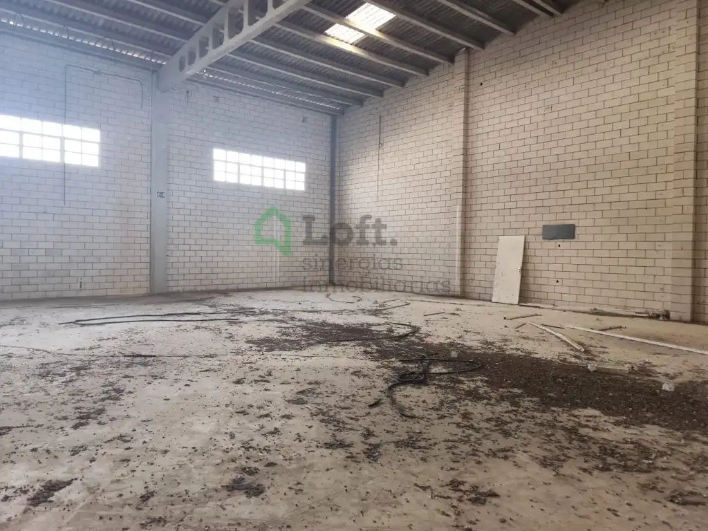 Fabrikhallen zum Verkauf in Badajoz