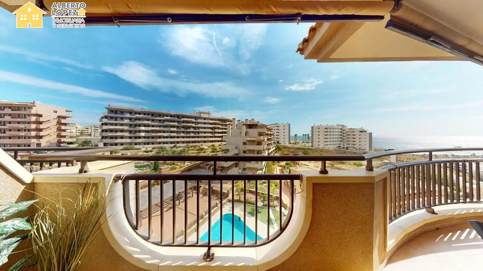 Terrasse von Wohnung zur Miete in Elche / Elx mit Klimaanlage, Terrasse und Möbliert