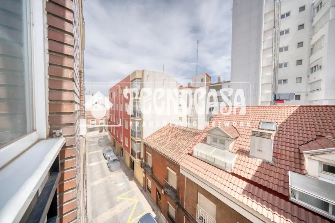 Vista exterior de Pis en venda en Valladolid amb Calefacció