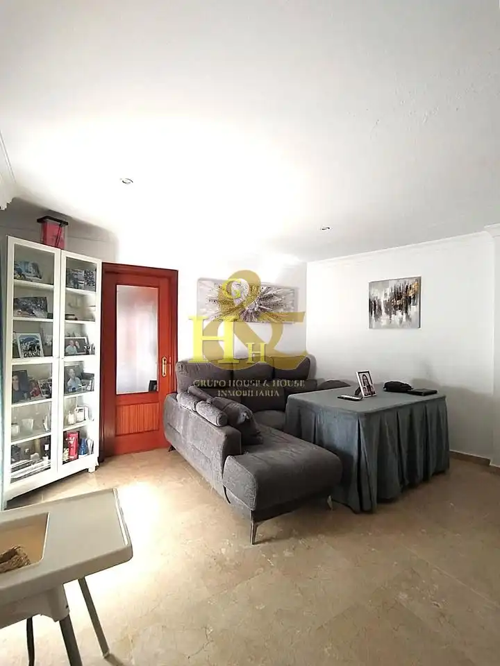 Sala de estar de Dúplex en venta en Sanlúcar de Barrameda con Terraza y Trastero