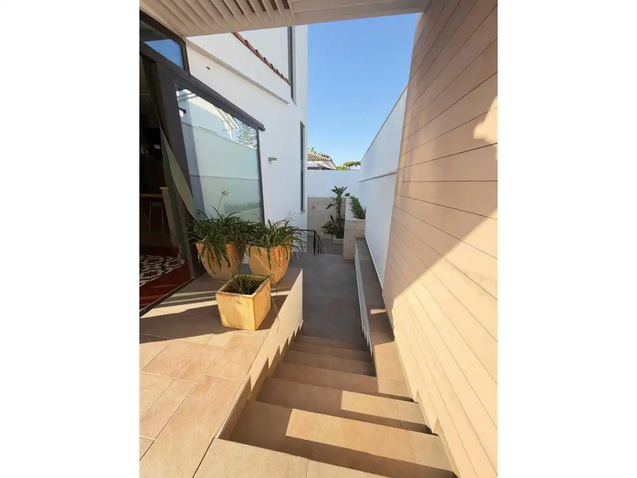 Terrassa de Casa o xalet en venda en Chiclana de la Frontera amb Aire condicionat, Jardí privat i Terrassa