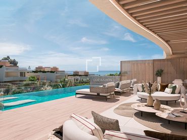 Detached house with pool for sale in Las Chapas - El Rosario