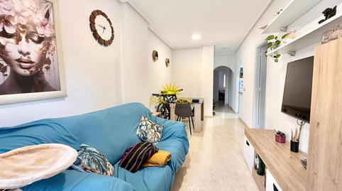 Foto 2 de Piso de alquiler en Centro - Muelle Pesquero, Torrevieja