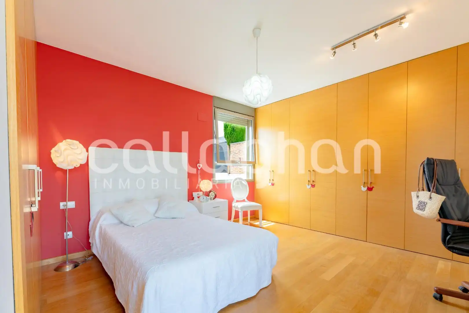 Schlafzimmer von Haus oder Chalet zum Verkauf in Bétera mit Heizung, Privatgarten und Terrasse