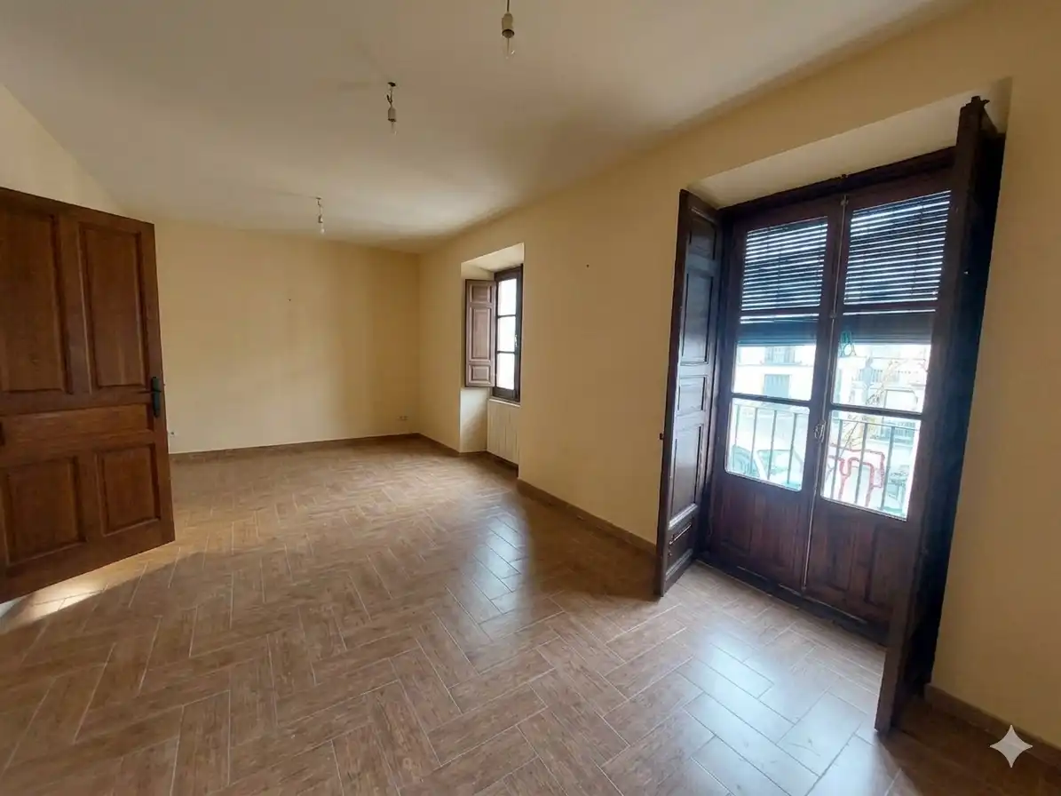 Sala d'estar de Casa adosada en venda en Chinchón amb Aire condicionat, Calefacció i Jardí privat