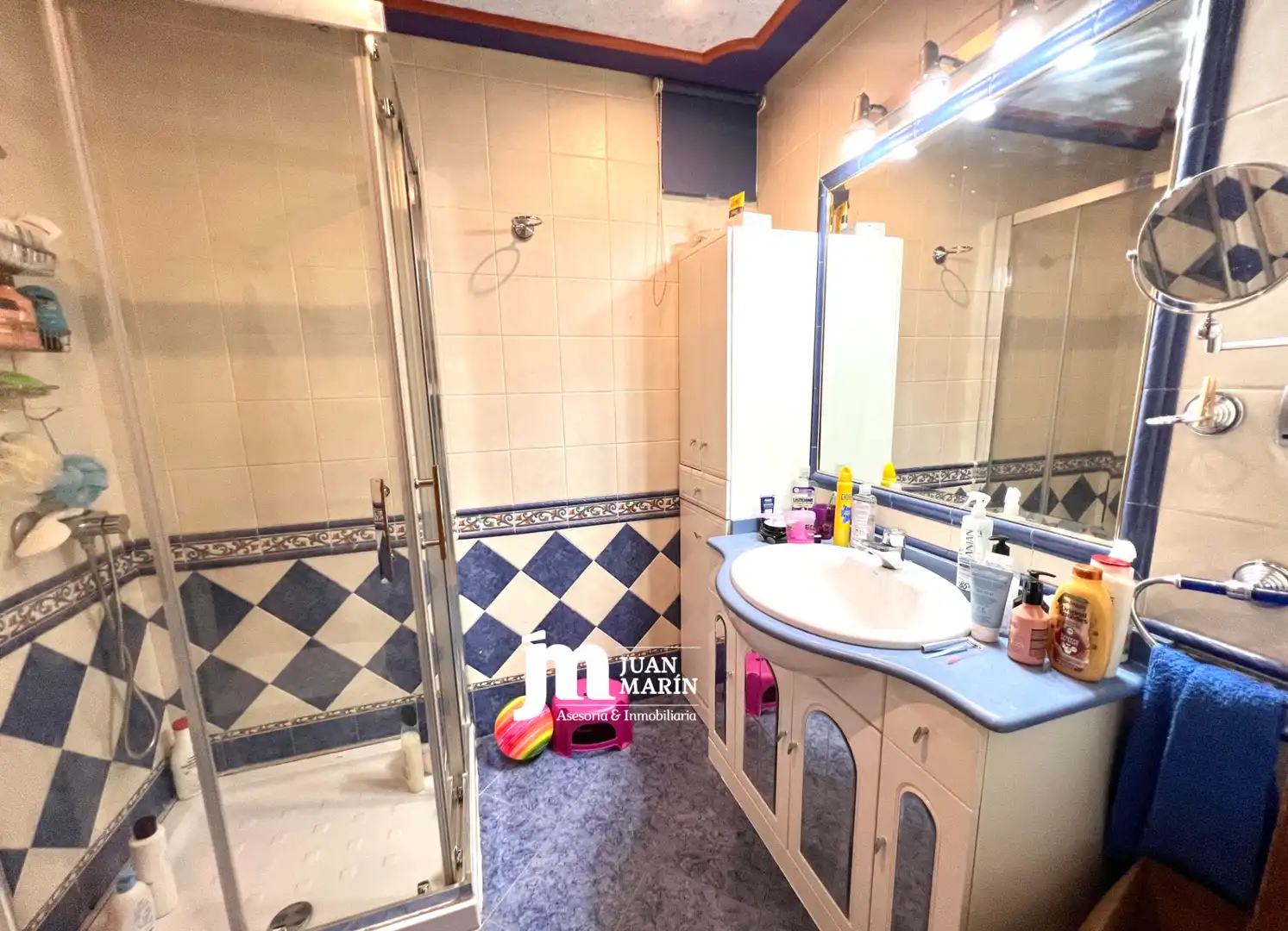 Bathroom of Flat for sale in Cieza  with Air Conditioner, Storage room and Balcony
