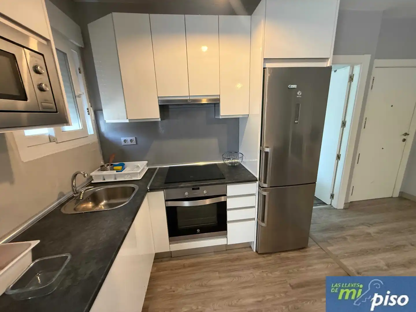 Cocina de Piso de alquiler en Valladolid con Calefacción, Parquet y Amueblado