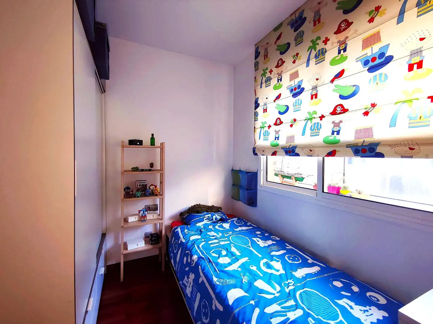 Habitación de Casa o chalet en venta en Barcelona con Aire acondicionado, Parquet y Terraza