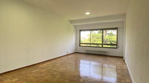 Foto 3 von Wohnung zur Miete in Parque San Francisco - Uría, Oviedo