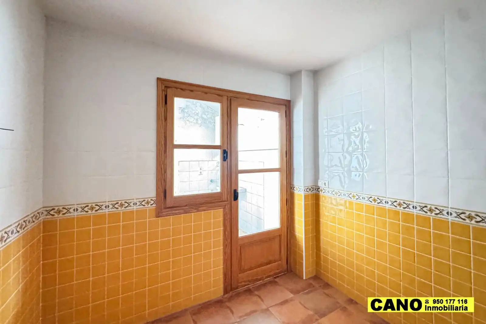 Cocina de Piso en venta en Lucainena de las Torres con Terraza