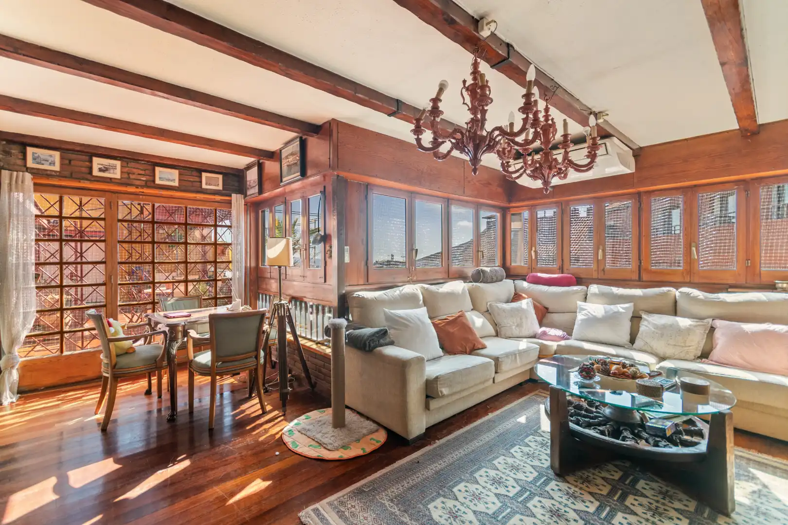 Sala de estar de Ático en venta en Barcelona con Aire acondicionado, Calefacción y Parquet
