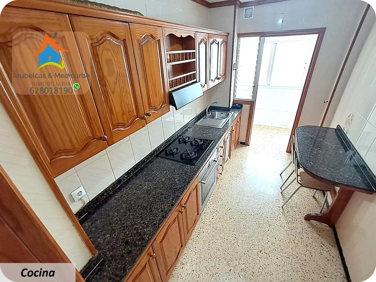 Cocina de Piso en venta en Las Palmas de Gran Canaria con Amueblado, Horno y Balcón