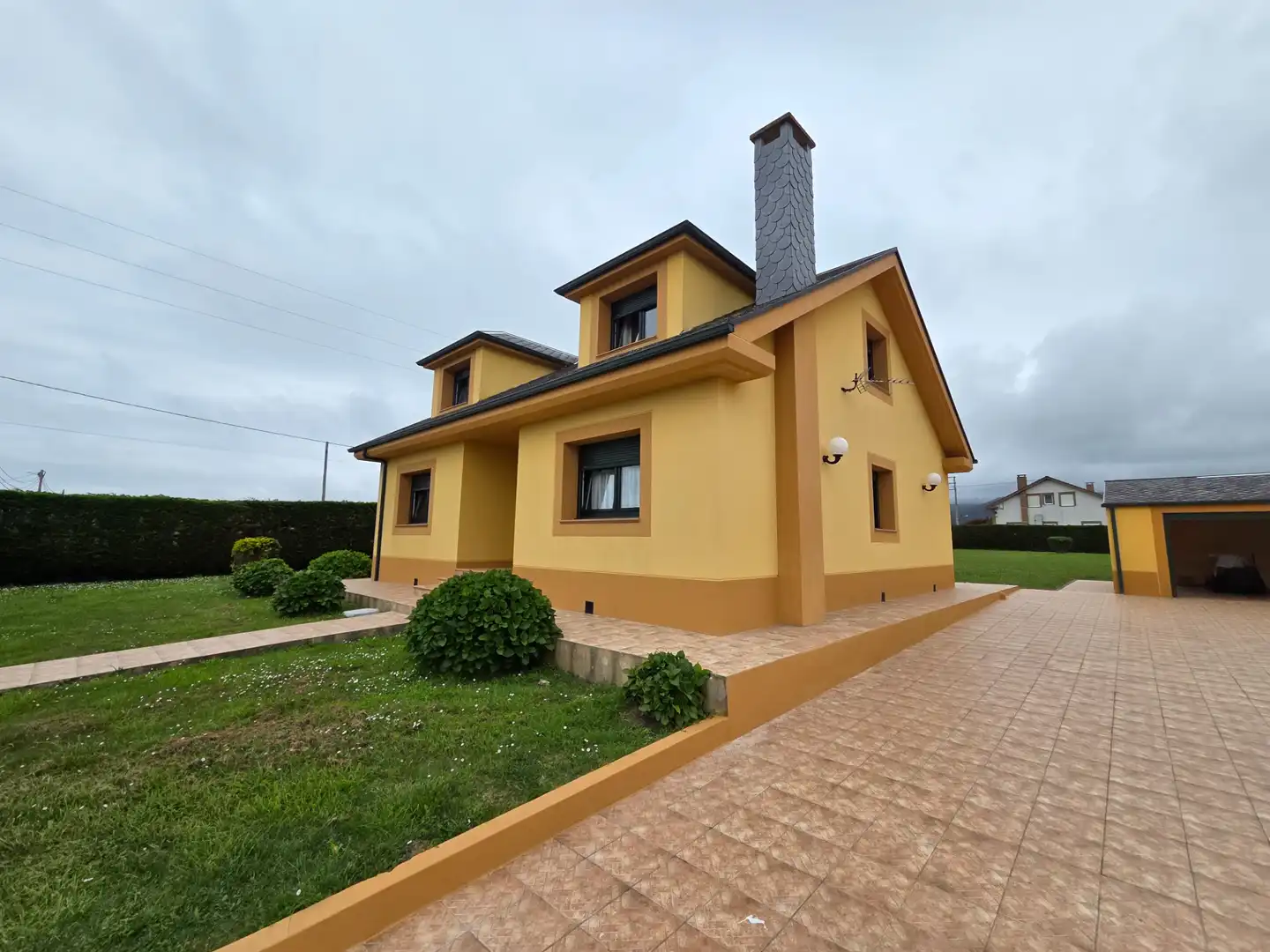 Vista exterior de Casa o chalet en venta en Ribeira con Trastero y Amueblado