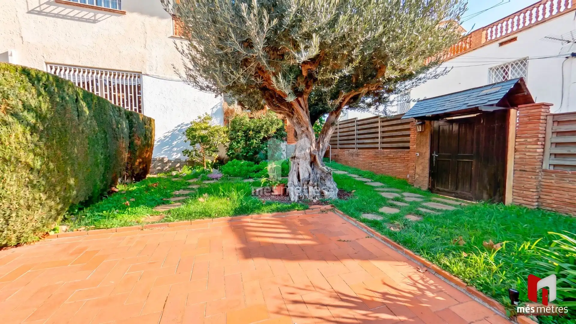 Jardí de Casa o xalet en venda en El Masnou amb Calefacció, Jardí privat i Traster