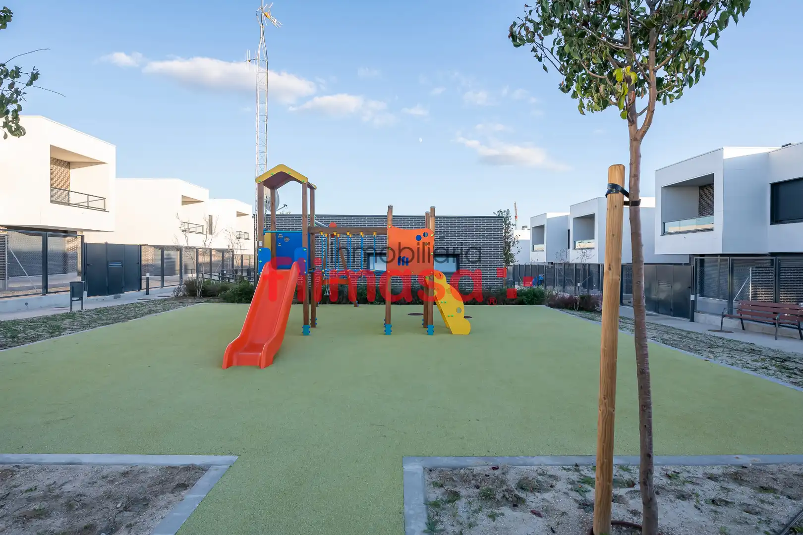 Terraza de Casa adosada en venta en Villaviciosa de Odón con Aire acondicionado, Calefacción y Jardín privado