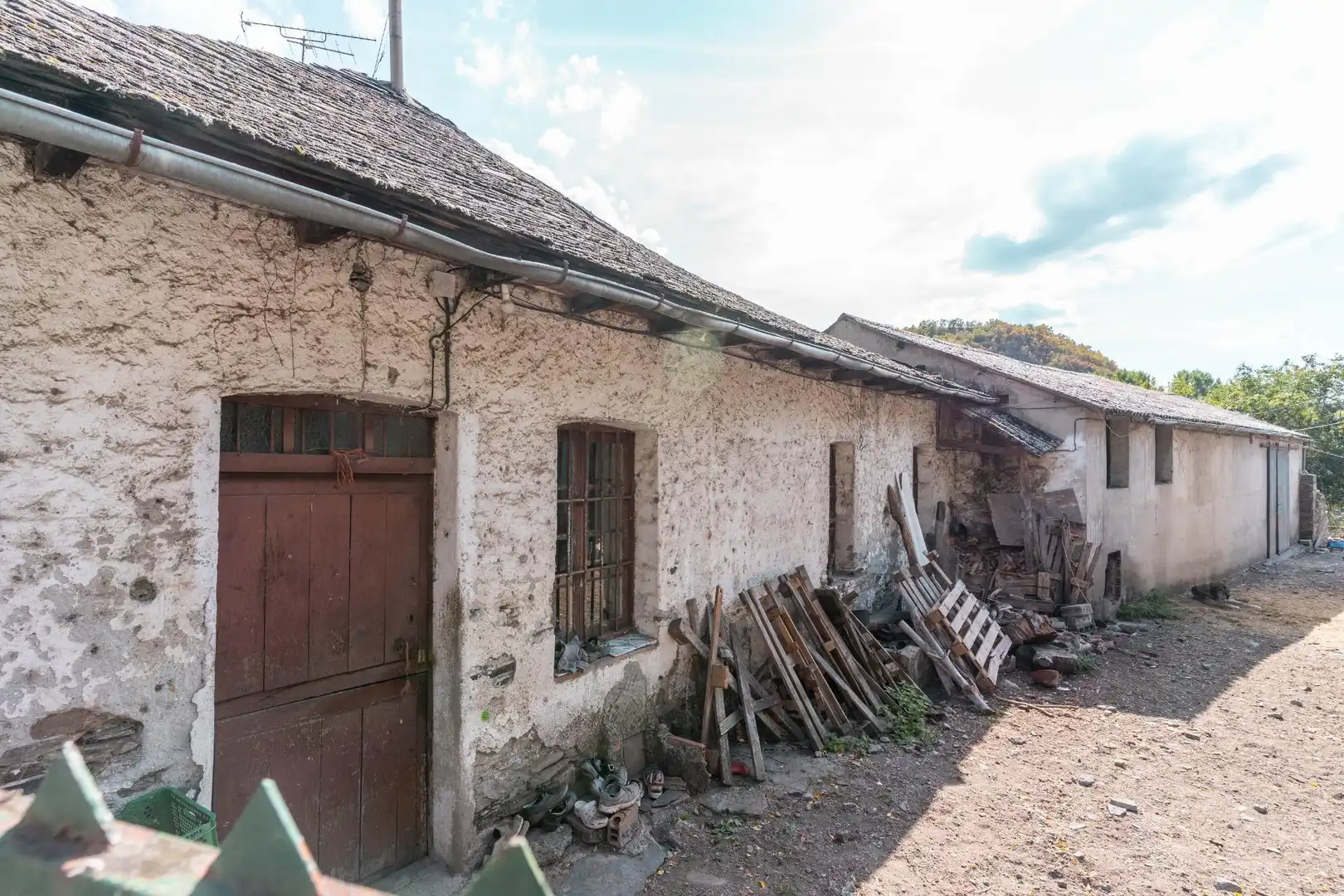 Vista exterior de Casa o chalet en venta en Palacios del Sil con Jardín privado